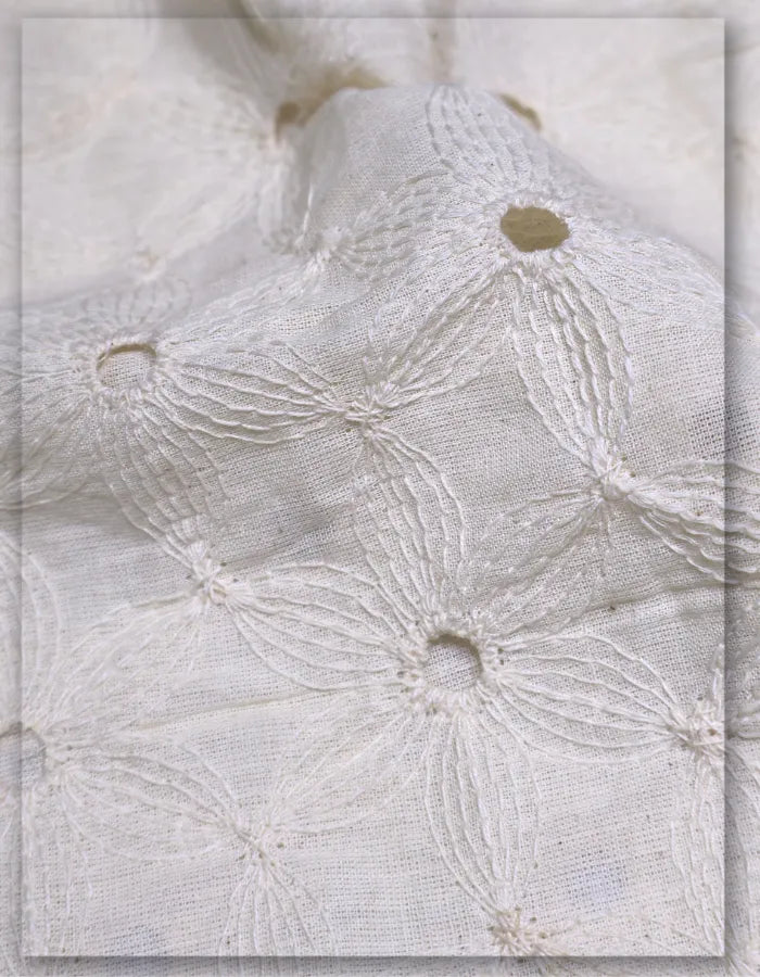 Beautiful Broderie Anglaise Cotton Lace Fabric for Dresses