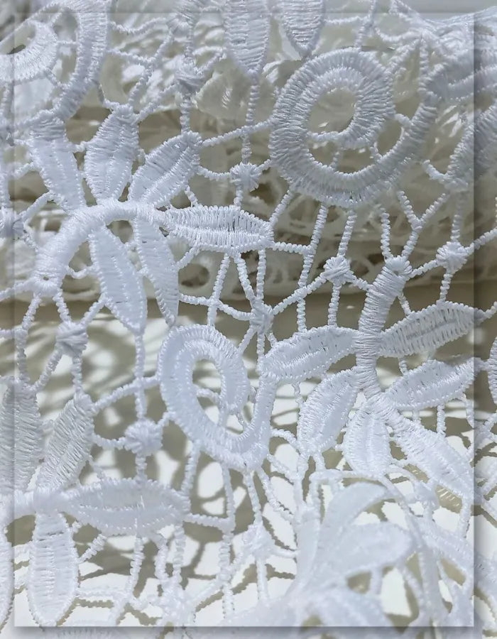 White Leaf Pattern Lace Fabric for Kidswear