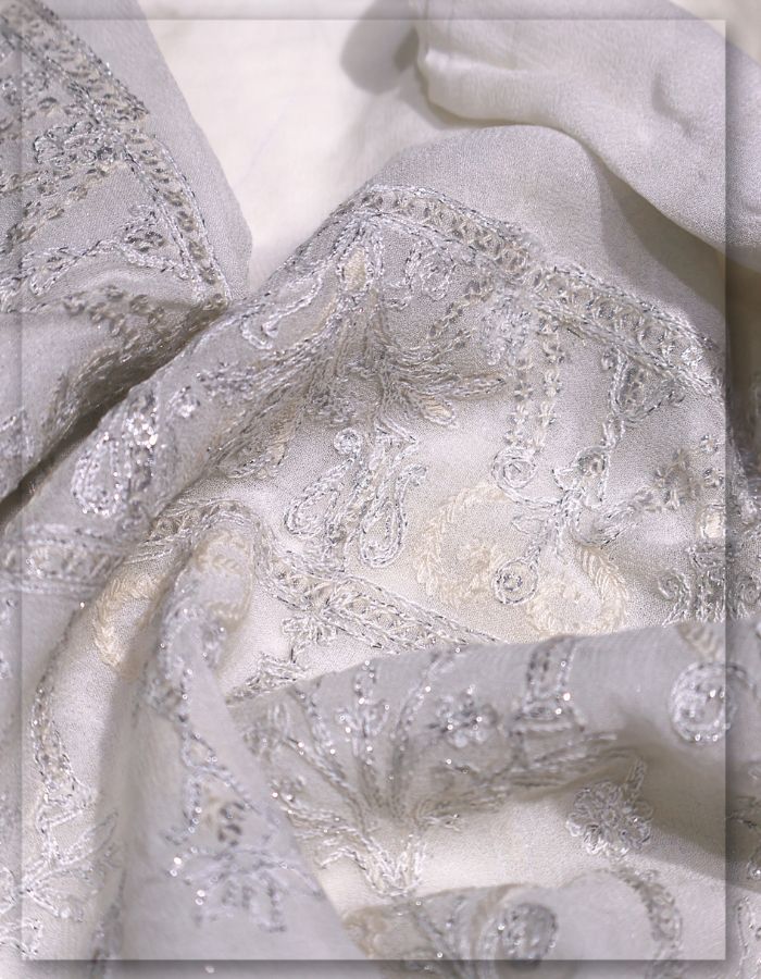 Classic Paisleys Border Chain-Stitch Embroidered Dupatta Fabric