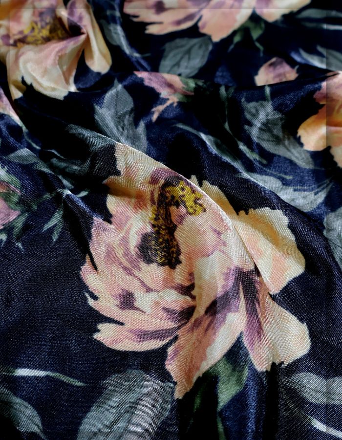 Onyx Black Rose Print Gaji Silk Yard MF115-spao-7750-18863-A